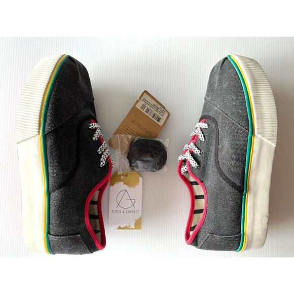 TOMS Black Washed Canvas Cordones Boardwalk Shoes w/ Red Trim Size 9.5 (US) NWOB - Picture 6 of 10